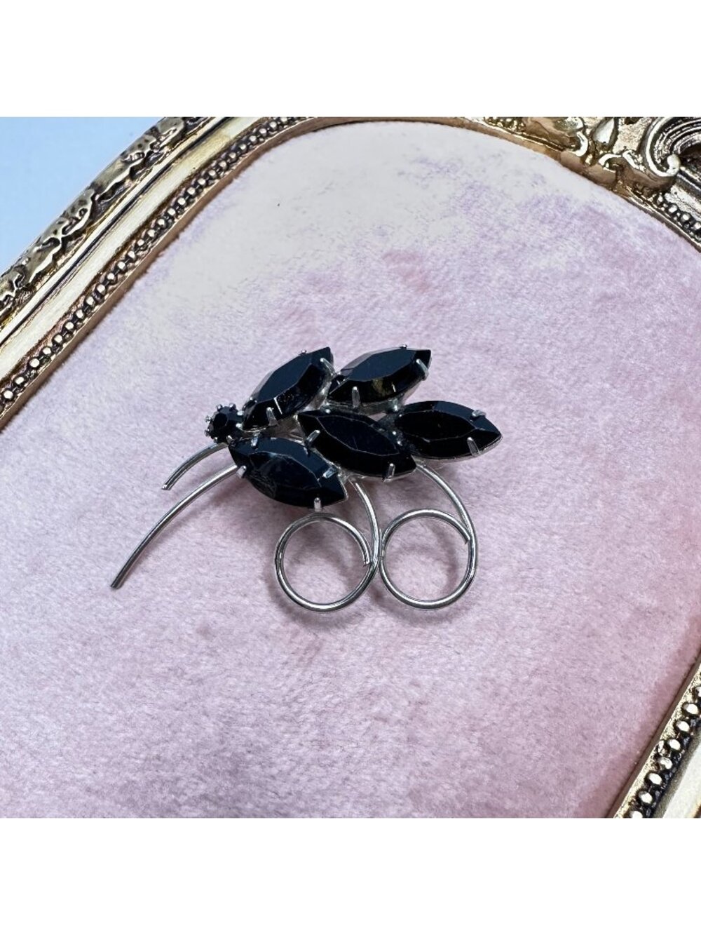 Vintage MCM Jet Black & Silver-Tone Floral Leaf Brooch Pin Mid-Century Modern - Picture 1 of 9